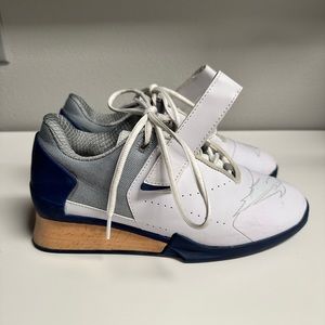 Velassa Strake weightlifting shoe